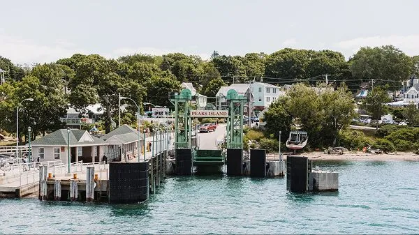 Peaks Island